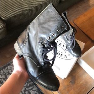 Steve Madden Troopa Combat Boot